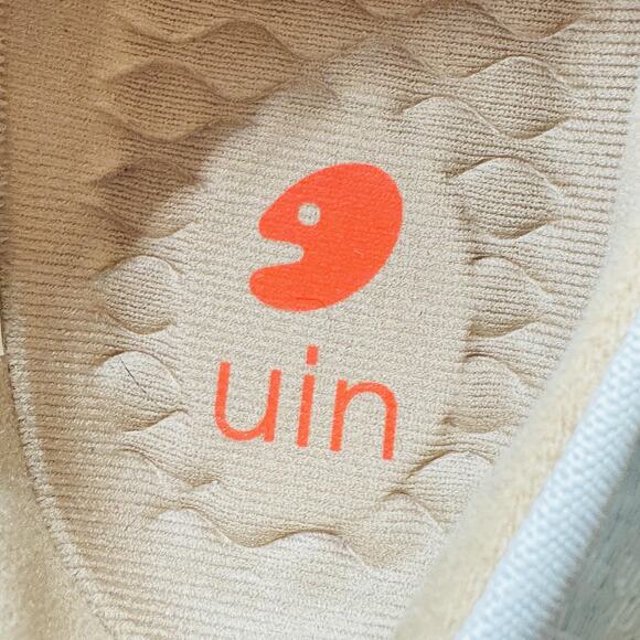 UIN Shoes Womens 5.5 White Canvas Toledo Dog Girl Art Walking Travel Slip On - Picture 11 of 13